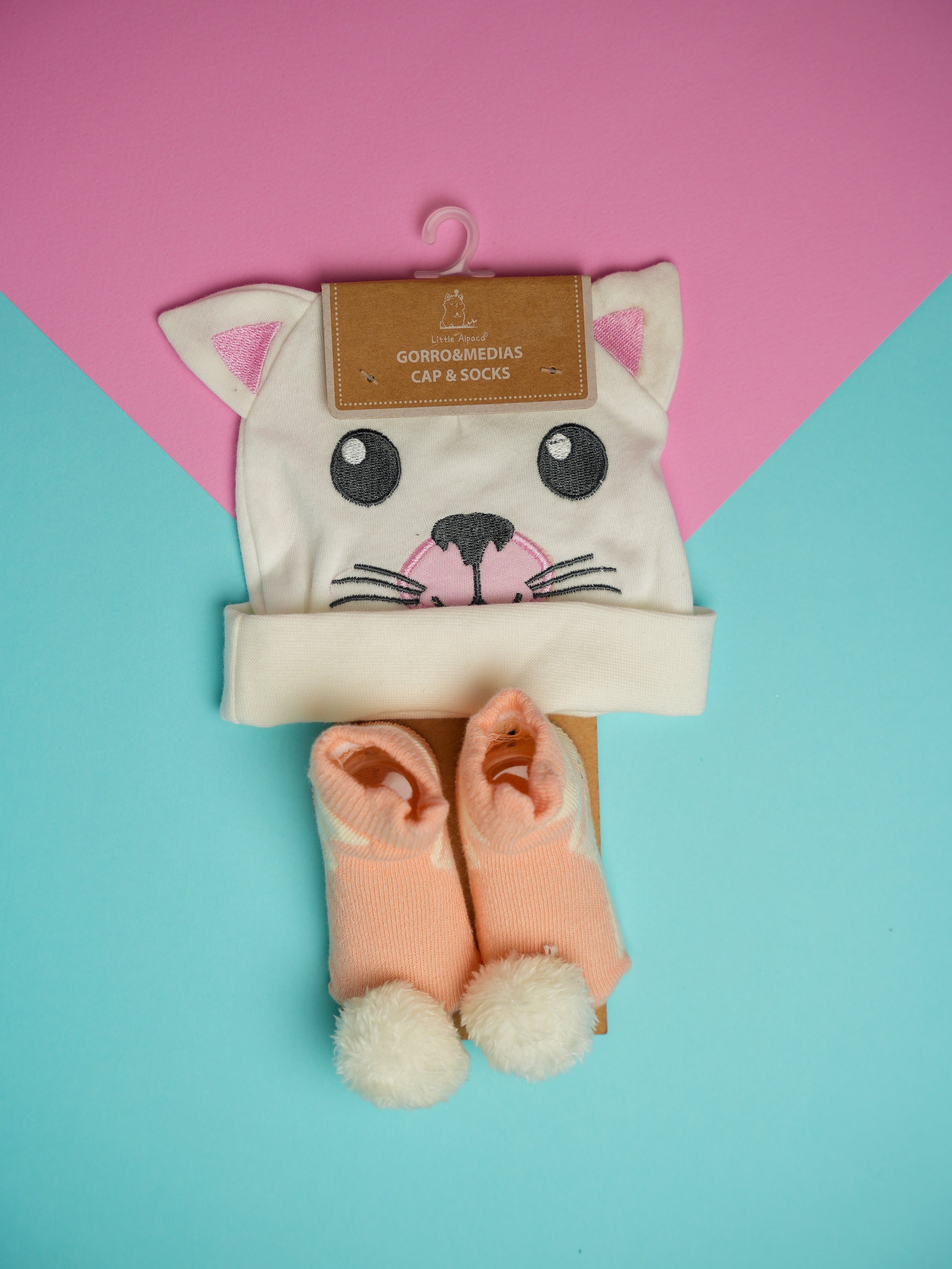 Socks & Hat Set (0 to 6 months)
