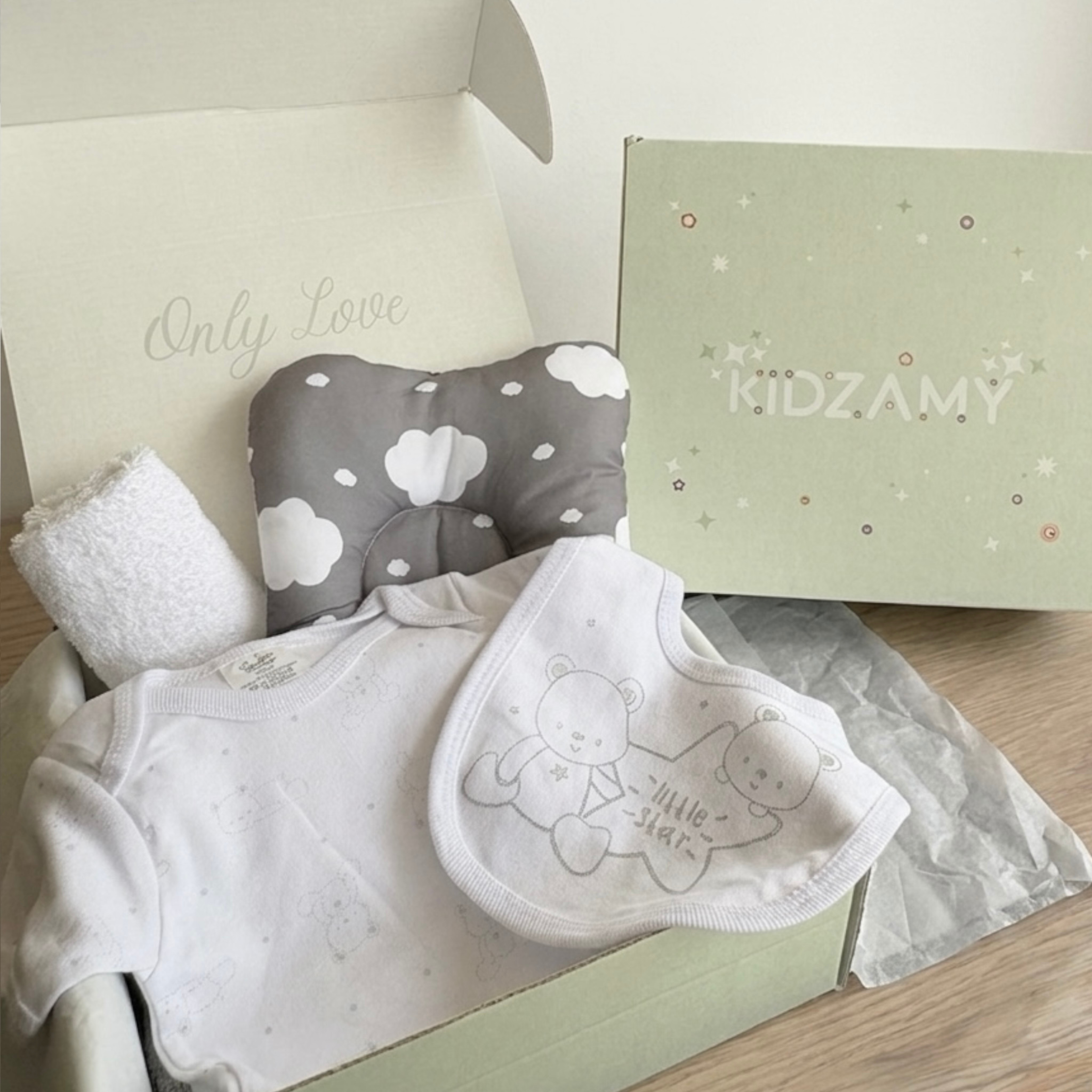 The Little Star Bear Gift Set (3-6M)
