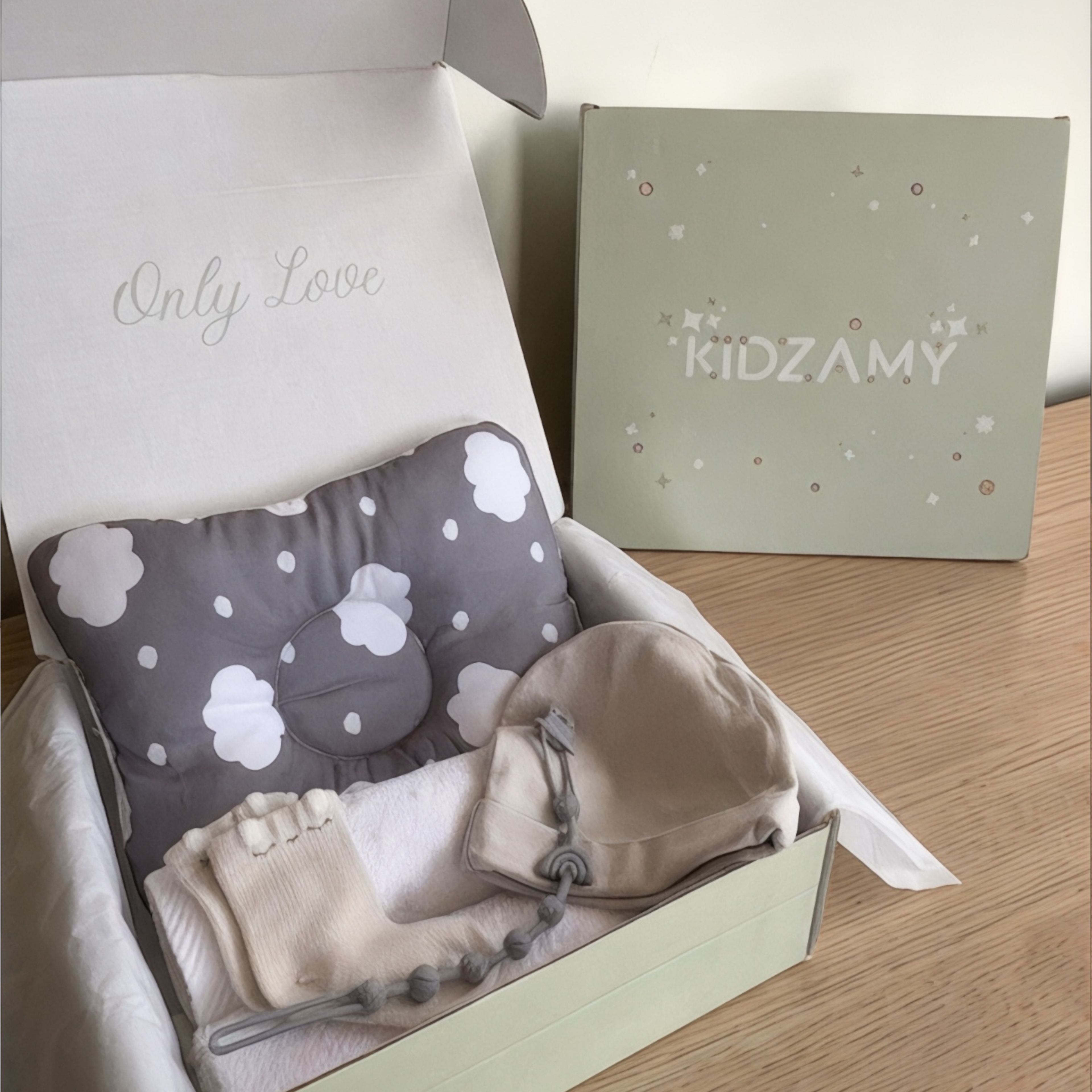 Cloudy Dreams Baby Gift Set (Size 0-6M)