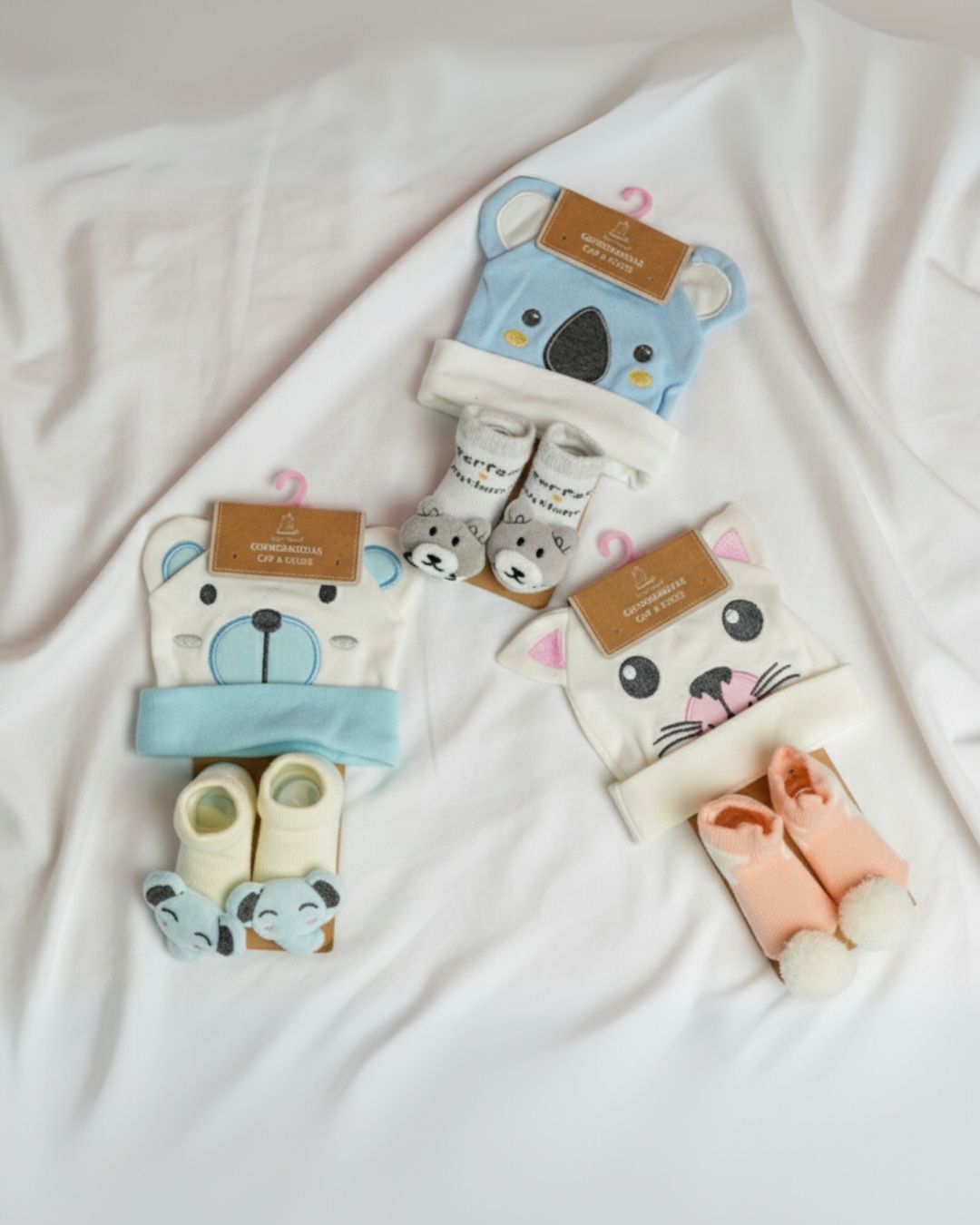 Socks &amp; Hat Set (0 to 6 months)