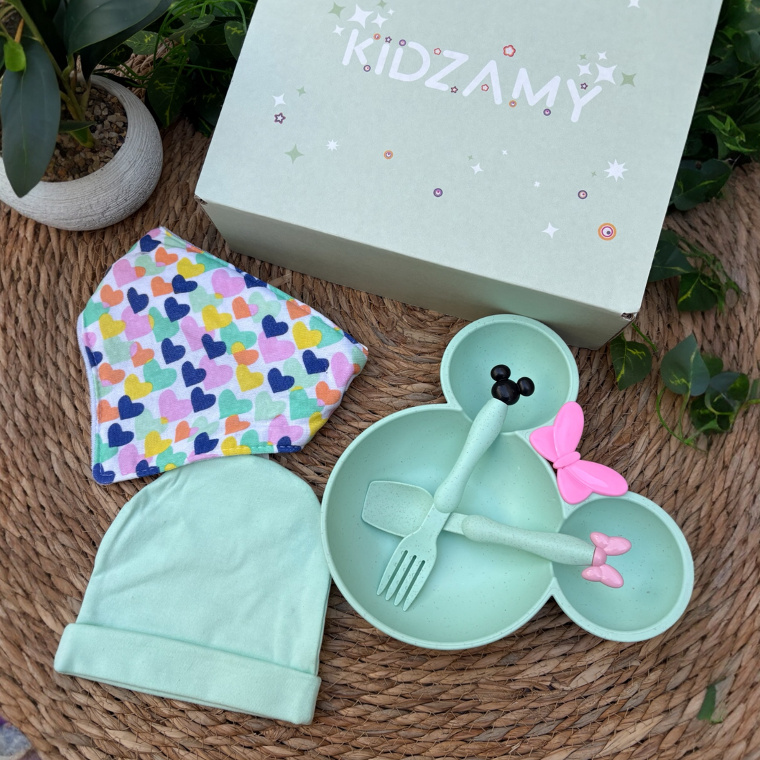Pastel Hearts Minnie Feeding Set