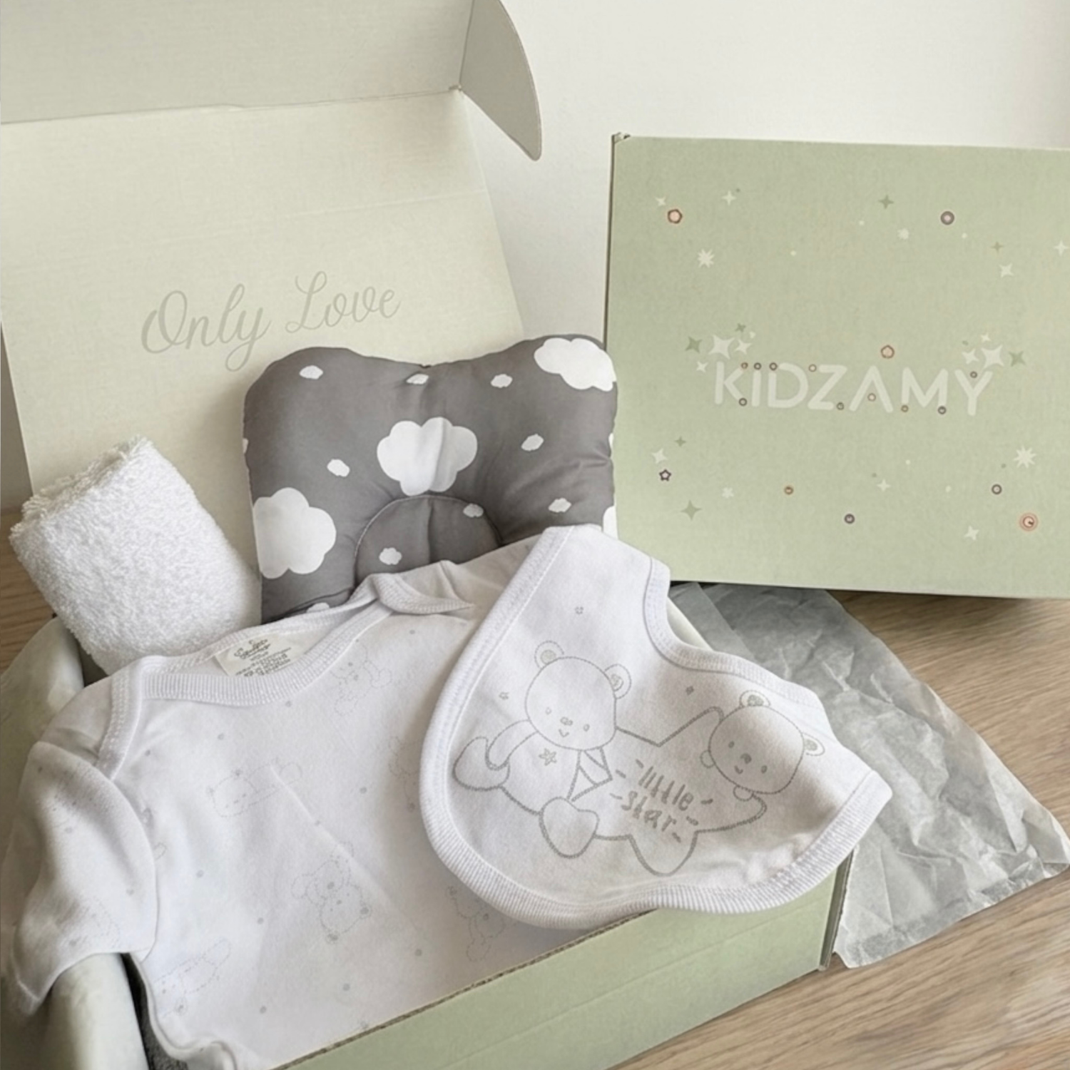 The Little Star Bear Gift Set (3-6M)